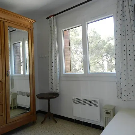 3 Pieces Avec Piscine, Parking Et Animaux Admis - Fr-1-251-757 Apartment Le Lavandou